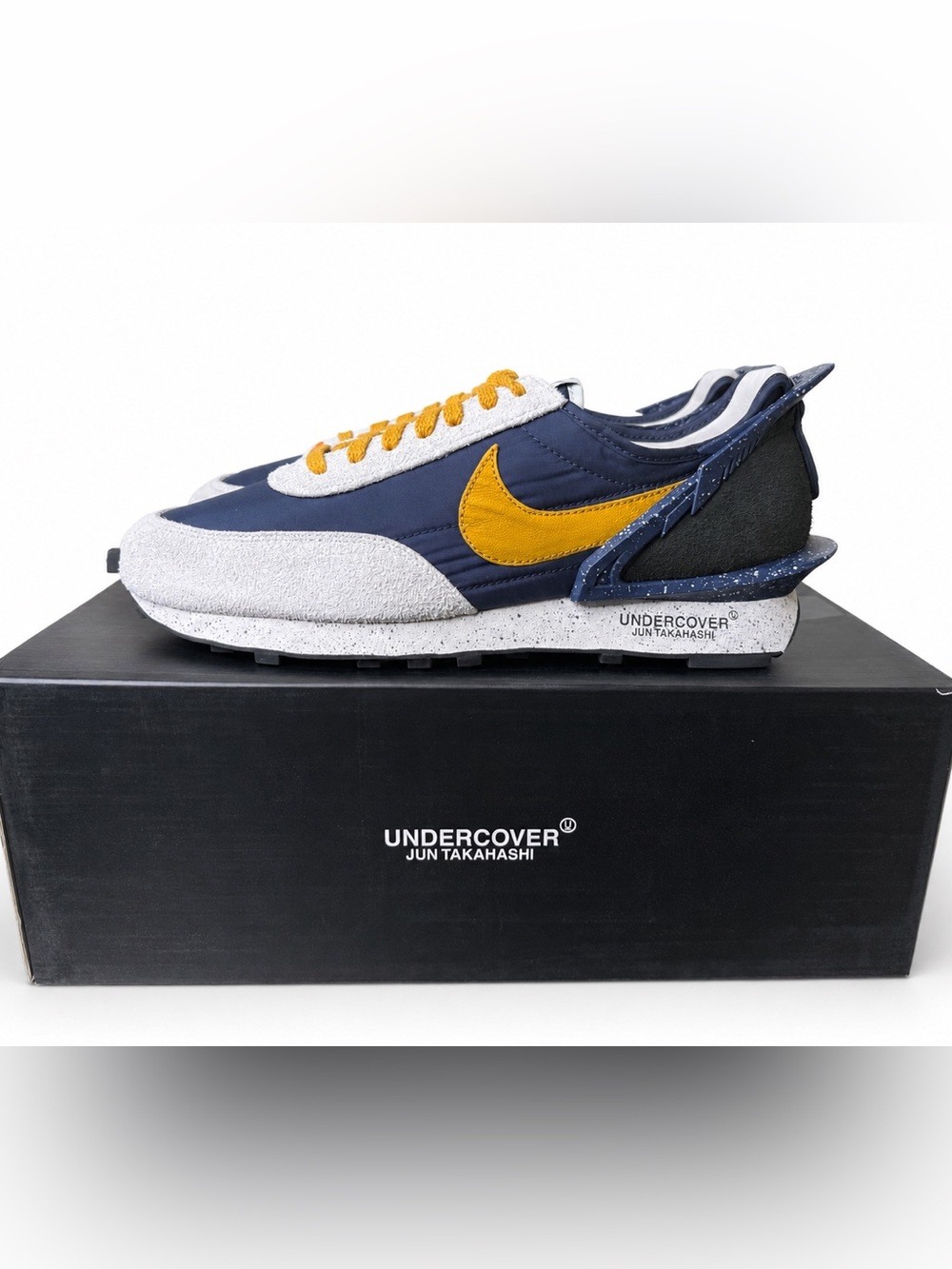 Nike Daybreak Undercover Mens 11 (W12.5) Shoes CJ3295 400 Obsidian Gold. OG box. - Picture 2 of 6